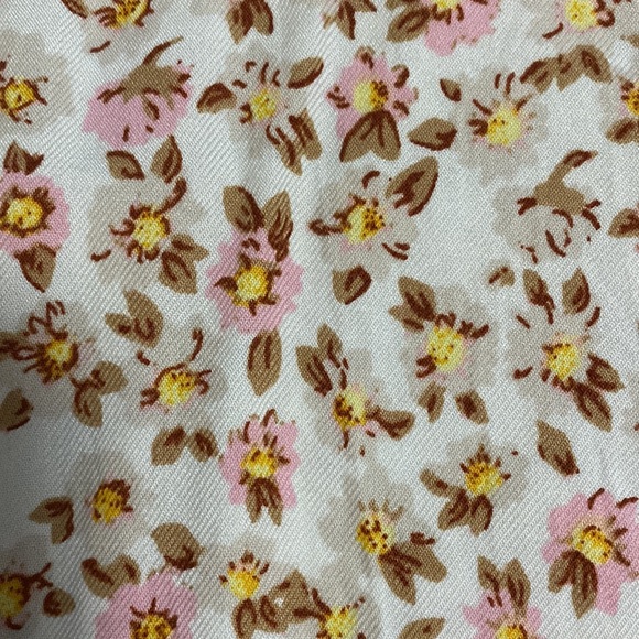 Adorable juniors floral sun dress - Picture 4 of 8